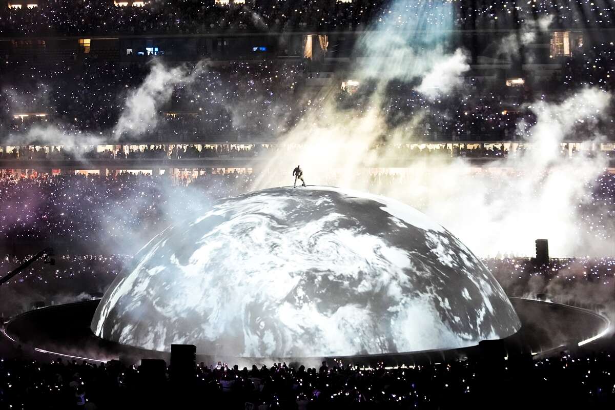 Kanye West İstanbul’da tarih yazdı! 118 bin kişi aynı konserde buluştu 20