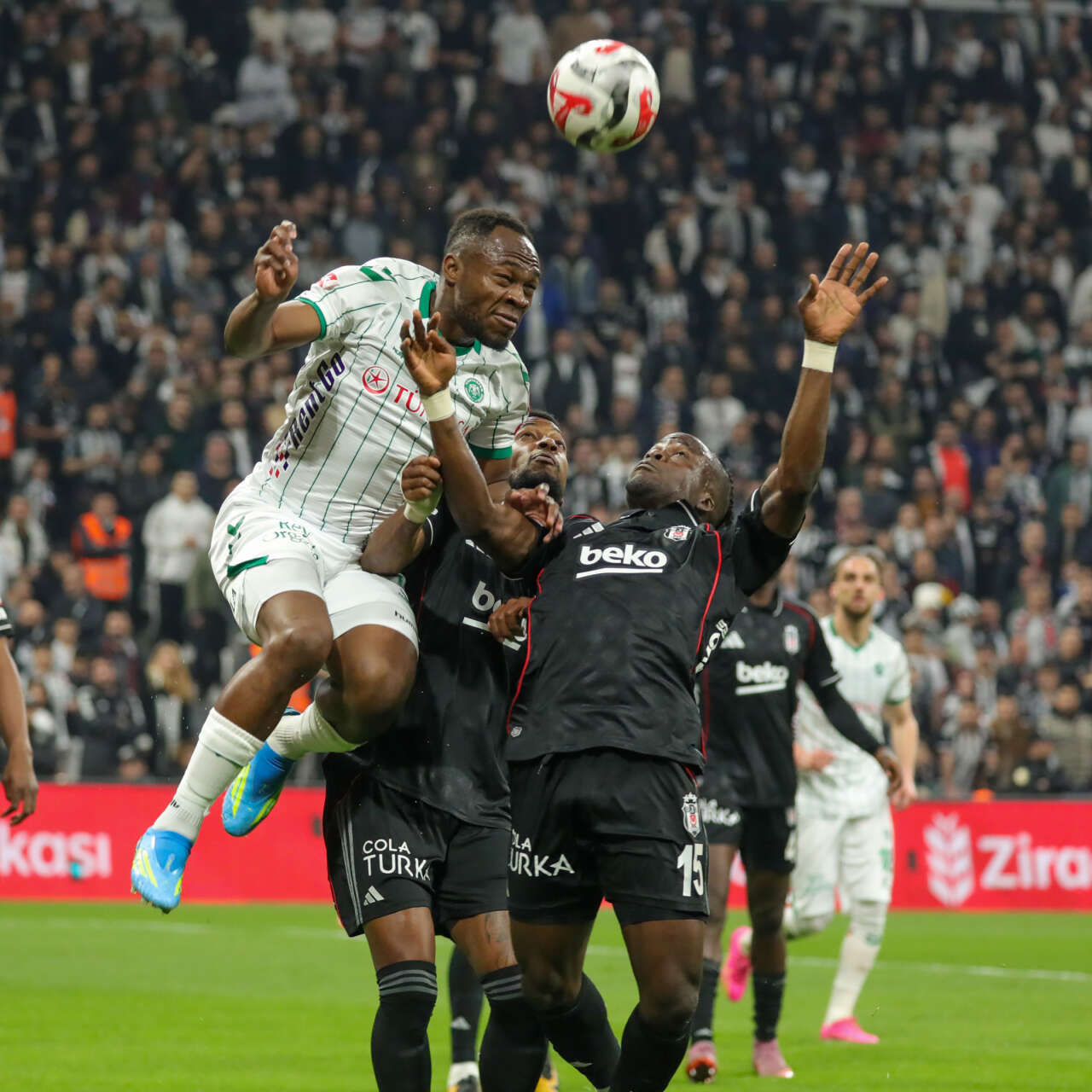 Konyaspor’un final biletini aldığı Beşiktaş maçından en güzel kareler 1