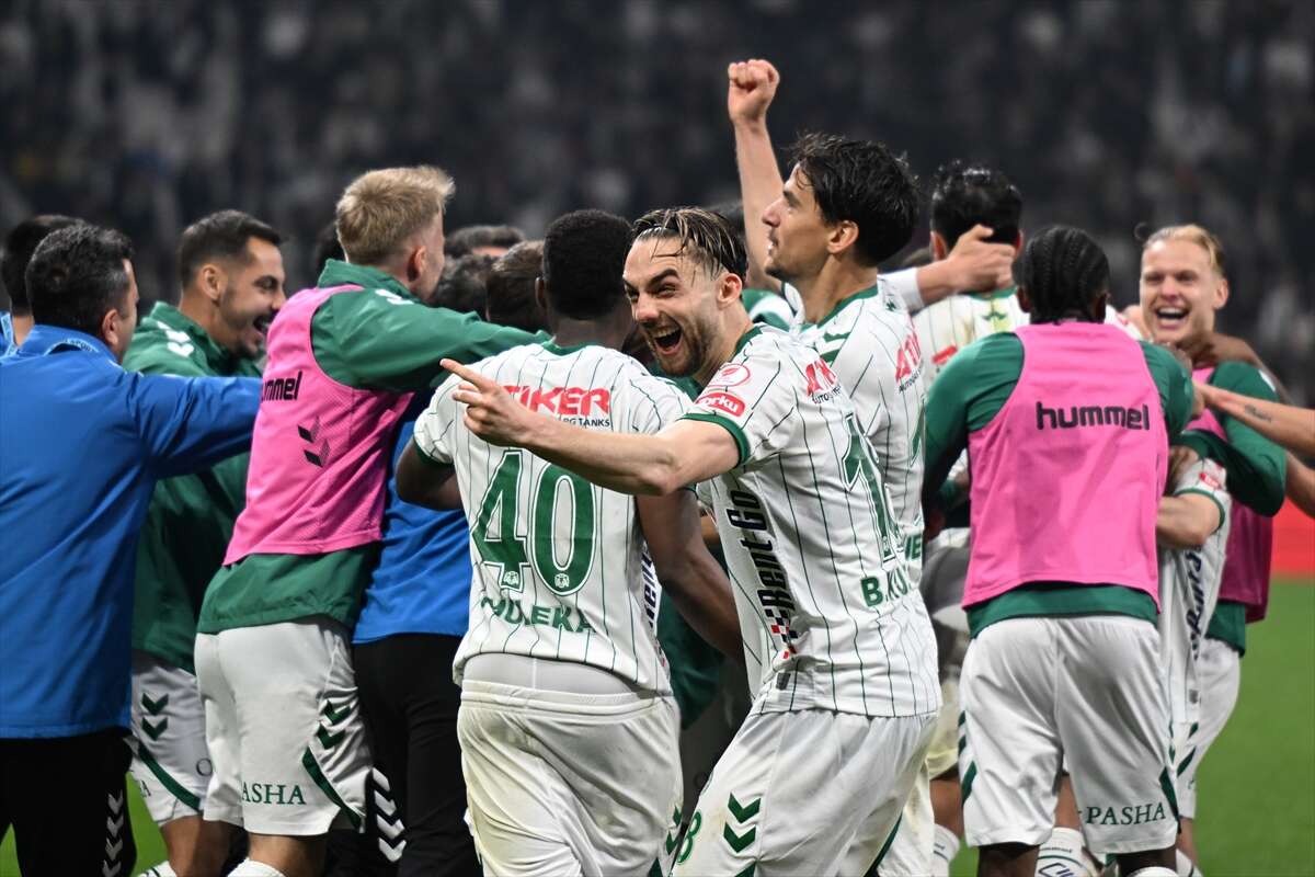 Konyaspor’un final biletini aldığı Beşiktaş maçından en güzel kareler 77