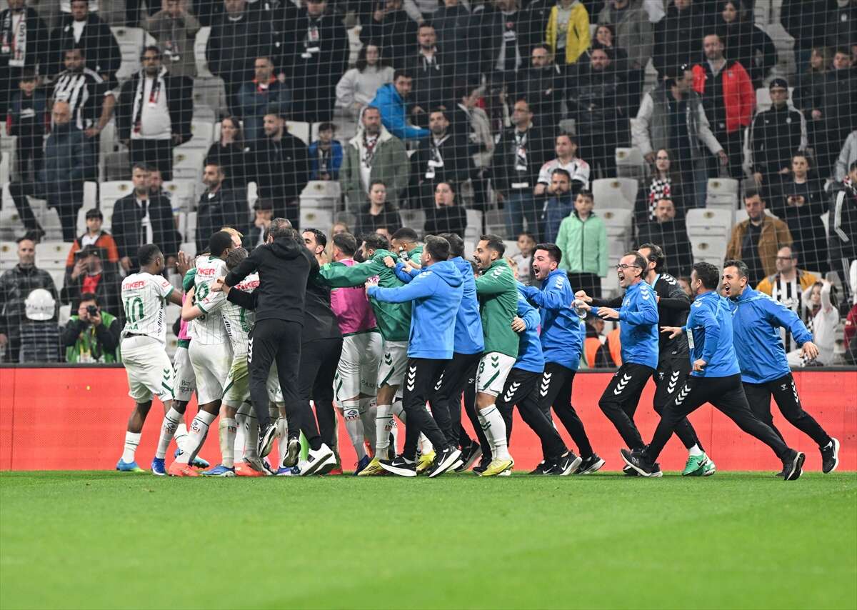 Konyaspor’un final biletini aldığı Beşiktaş maçından en güzel kareler 5