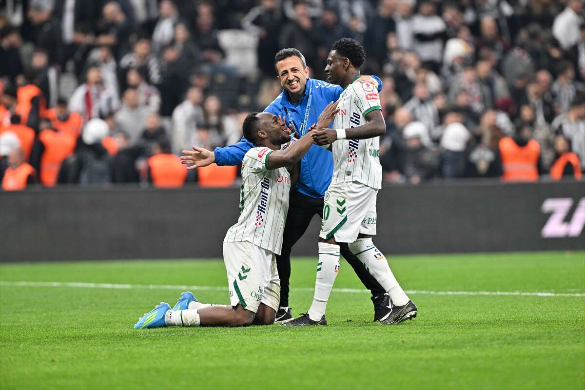 Konyaspor’un final biletini aldığı Beşiktaş maçından en güzel kareler 14