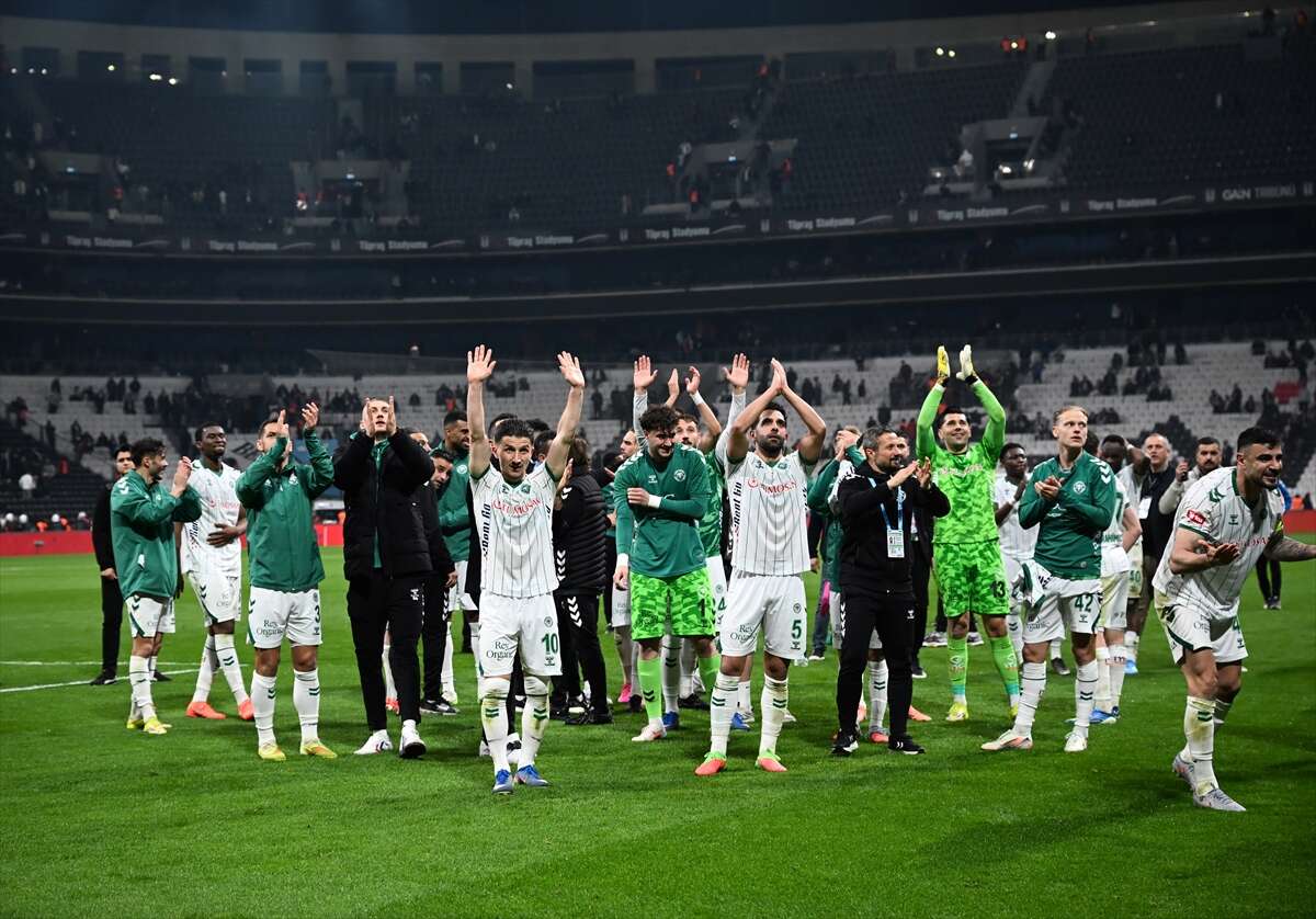 Konyaspor’un final biletini aldığı Beşiktaş maçından en güzel kareler 8