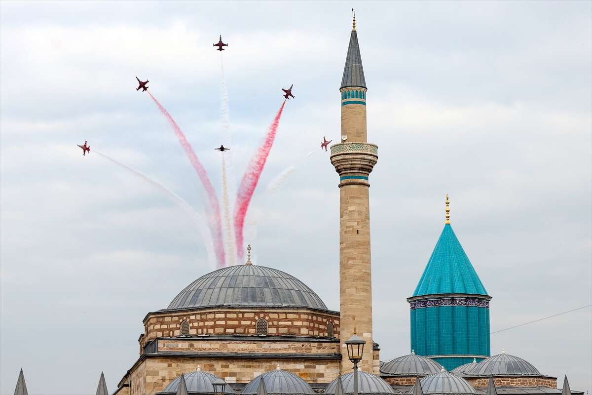 Türk Yıldızları Konya’nın kalbinde nefes kesti 2