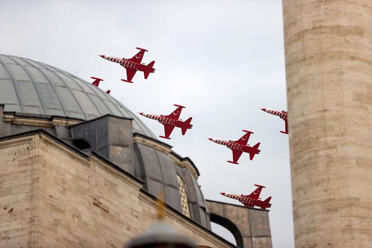 Türk Yıldızları Konya’nın kalbinde nefes kesti 6