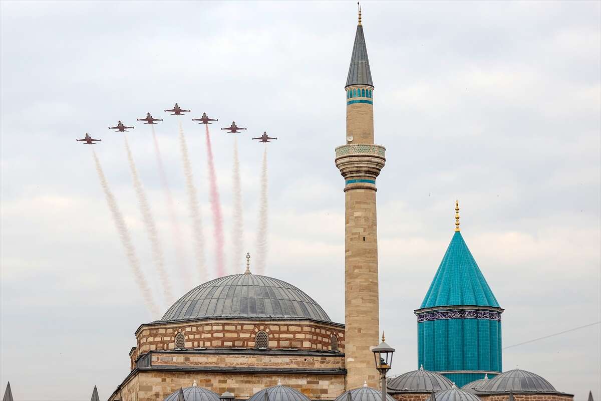 Türk Yıldızları Konya’nın kalbinde nefes kesti 5