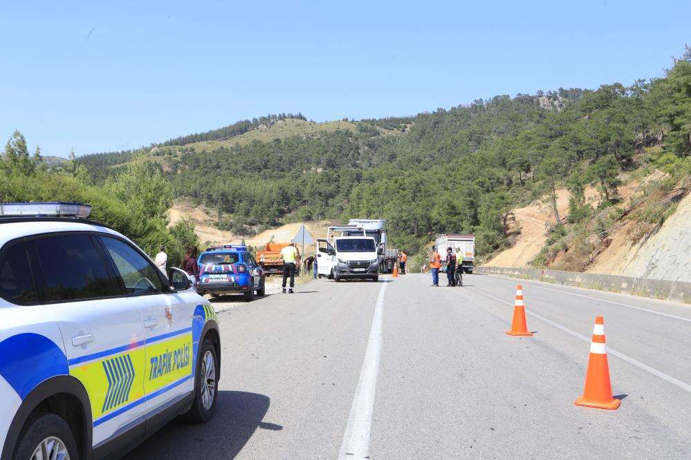 Karı-koca TIR kazasında hayatını kaybetti 7