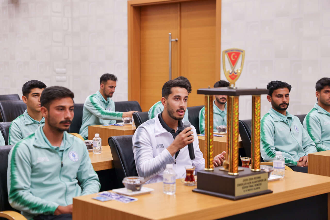 Selçuklu Belediyespor Hokey Takımı Avrupa yolcusu 10