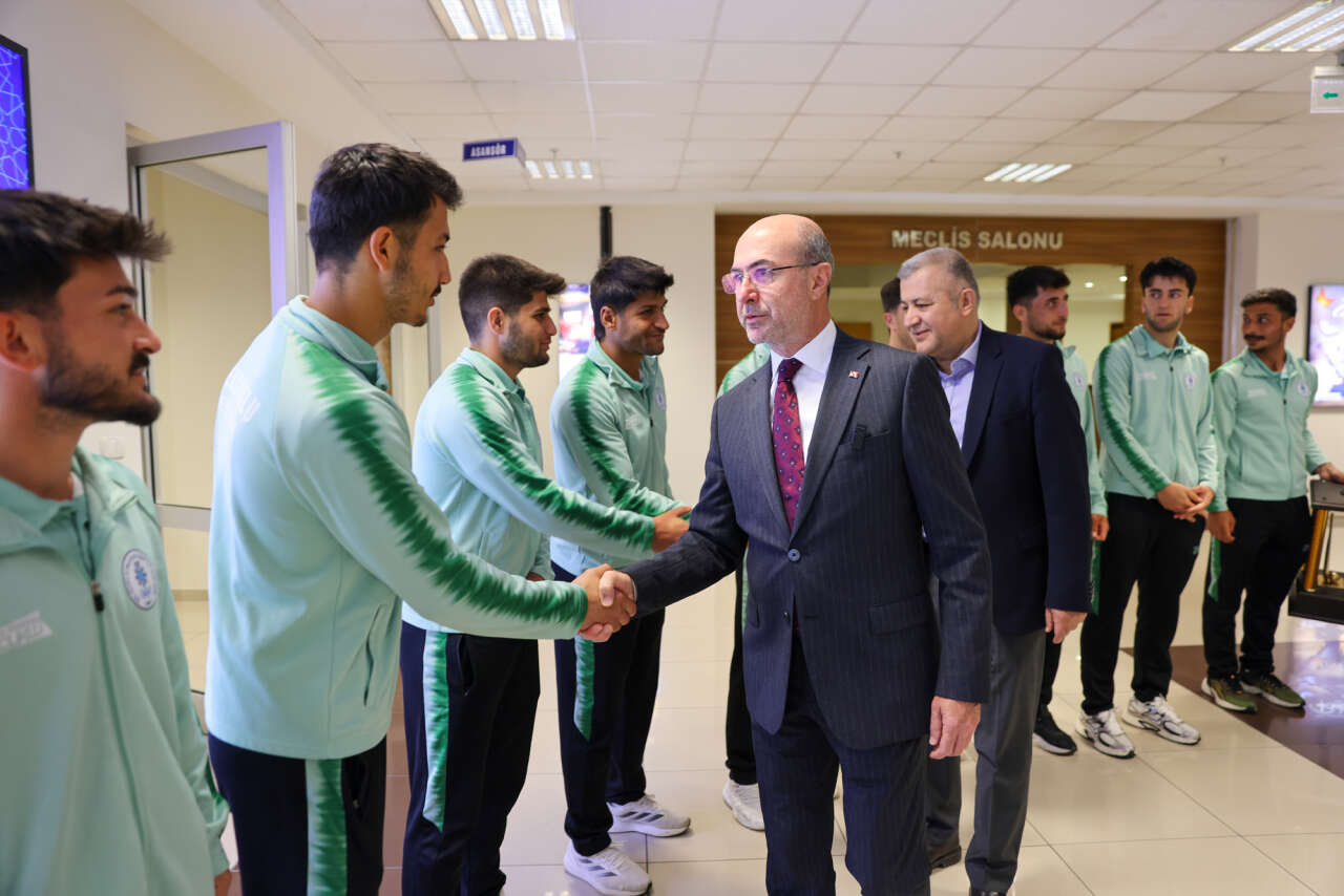 Selçuklu Belediyespor Hokey Takımı Avrupa yolcusu 1