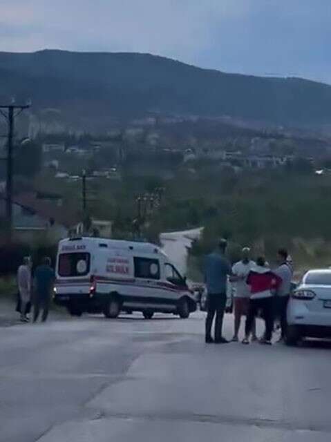 İki aile arasında silahlı kavga çıktı! 10 yaralı var 7
