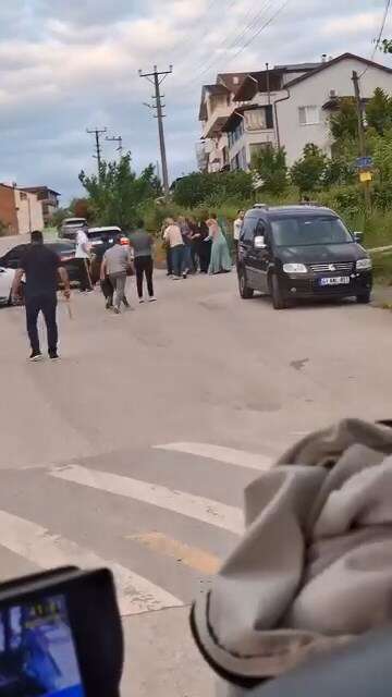 İki aile arasında silahlı kavga çıktı! 10 yaralı var 6