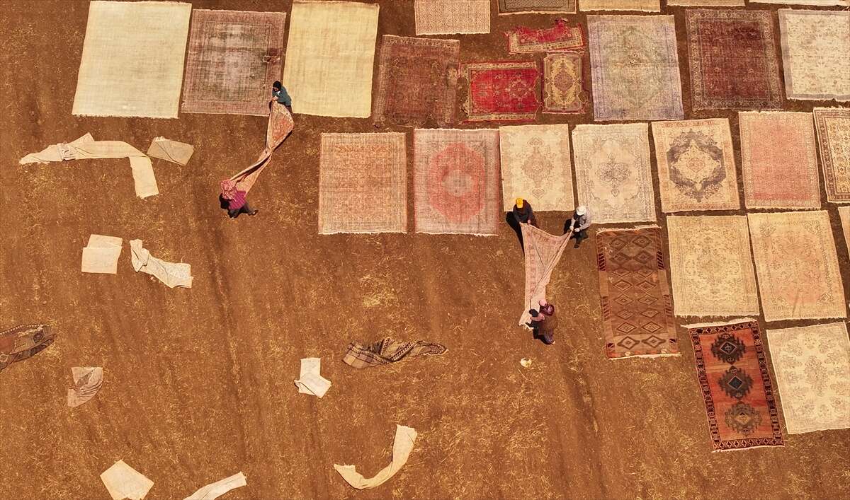 5 bin el dokuması halıyla kaplanan tarlalar görenleri hayran bırakıyor 21