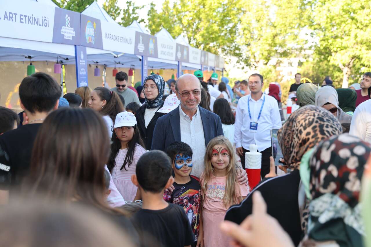 Konya’da karne alan çocuklar Kelebekler Vadisi Parkına akın etti 1