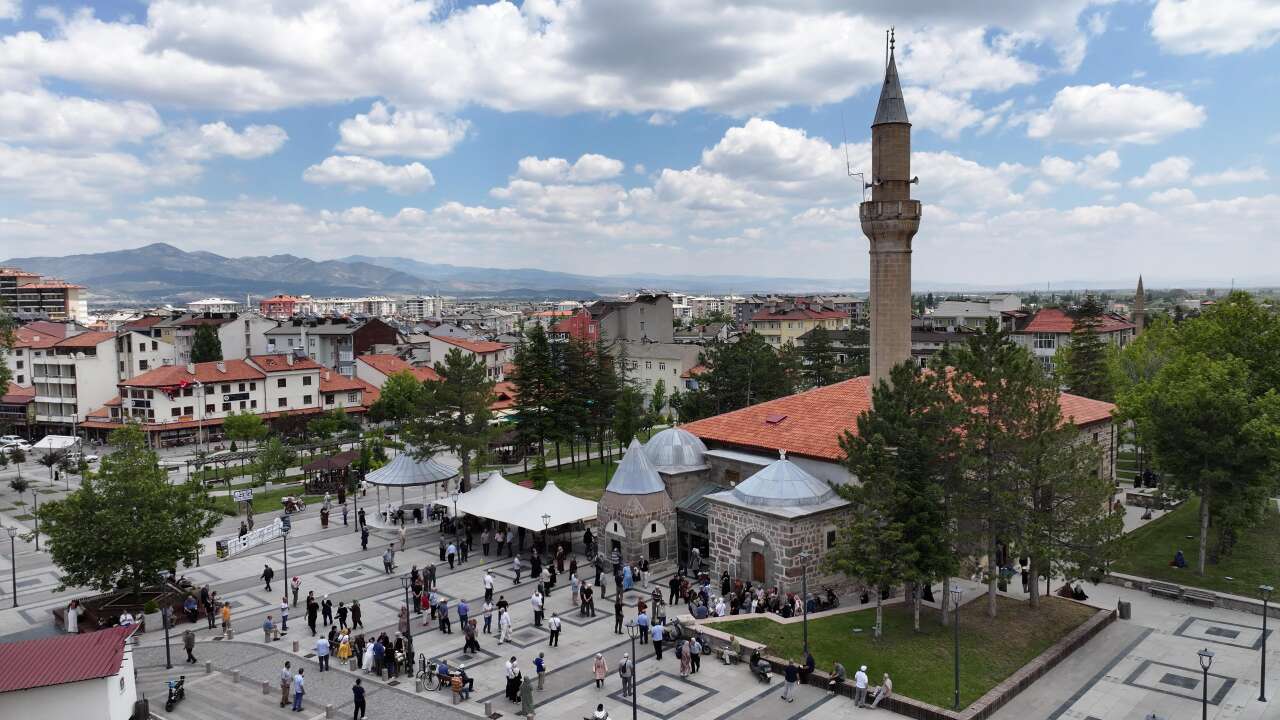 Konya Büyükşehir’den emeklilere ücretsiz kültür turu! İlk gezi tamamlandı 5
