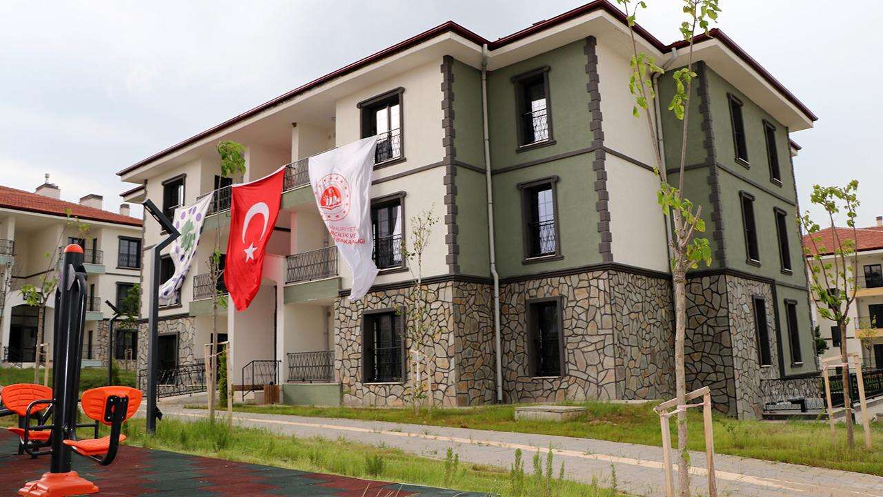 TOKİ kurasız konut satışı başlıyor! Başvuru nasıl yapılacak? Şartlar ve fiyatlar belli oldu 10