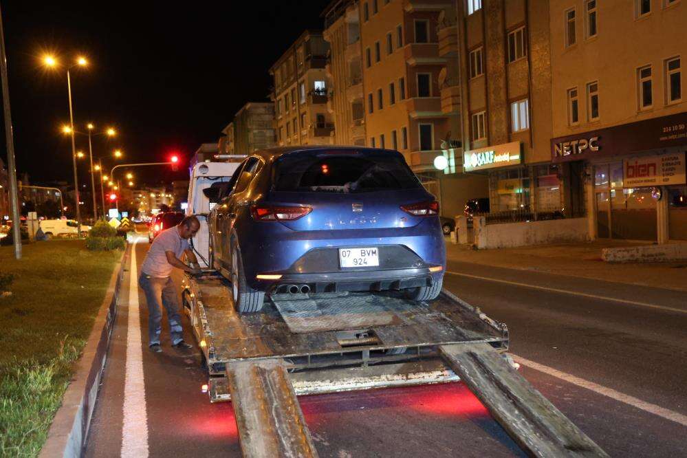 5’inci kez alkollü yakalandı, suçu yardıma gelen vatandaşa attı 4