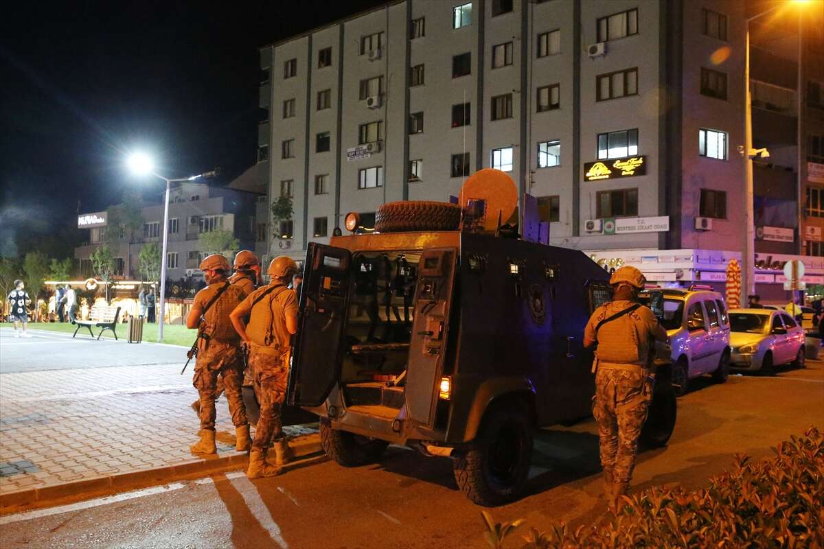 KADES ihbarına giden polise silahlı saldırı! Uzman çavuş dehşet saçtı 6