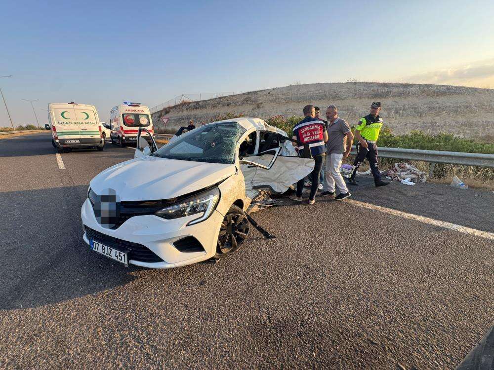 Hafta sonu gezisi faciayla bitti! 3 ölü, 7 yaralı 11