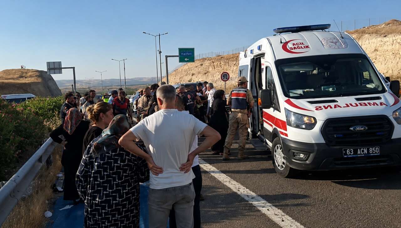 Hafta sonu gezisi faciayla bitti! 3 ölü, 7 yaralı 8