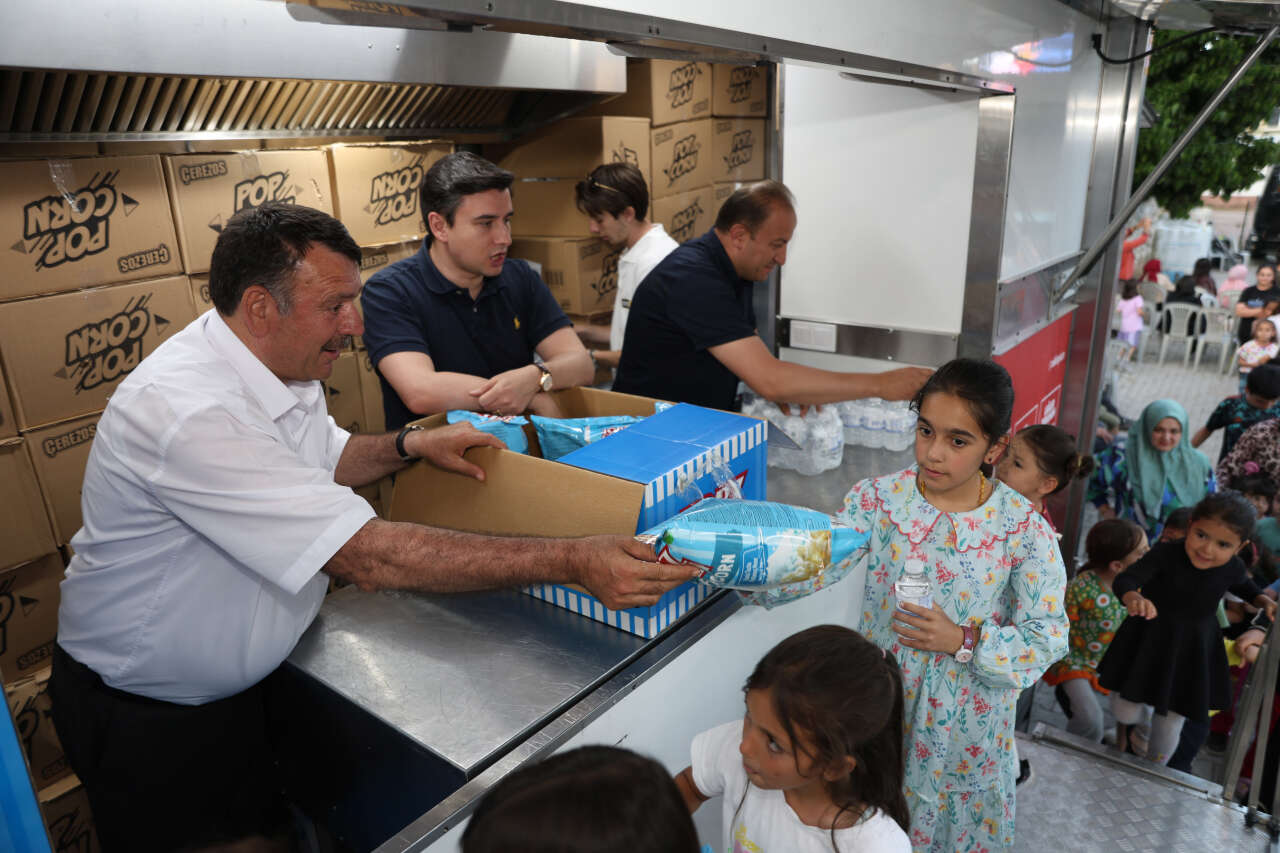 Konya'da ücretsiz açık hava sineması! İlçe ilçe geziyor 6