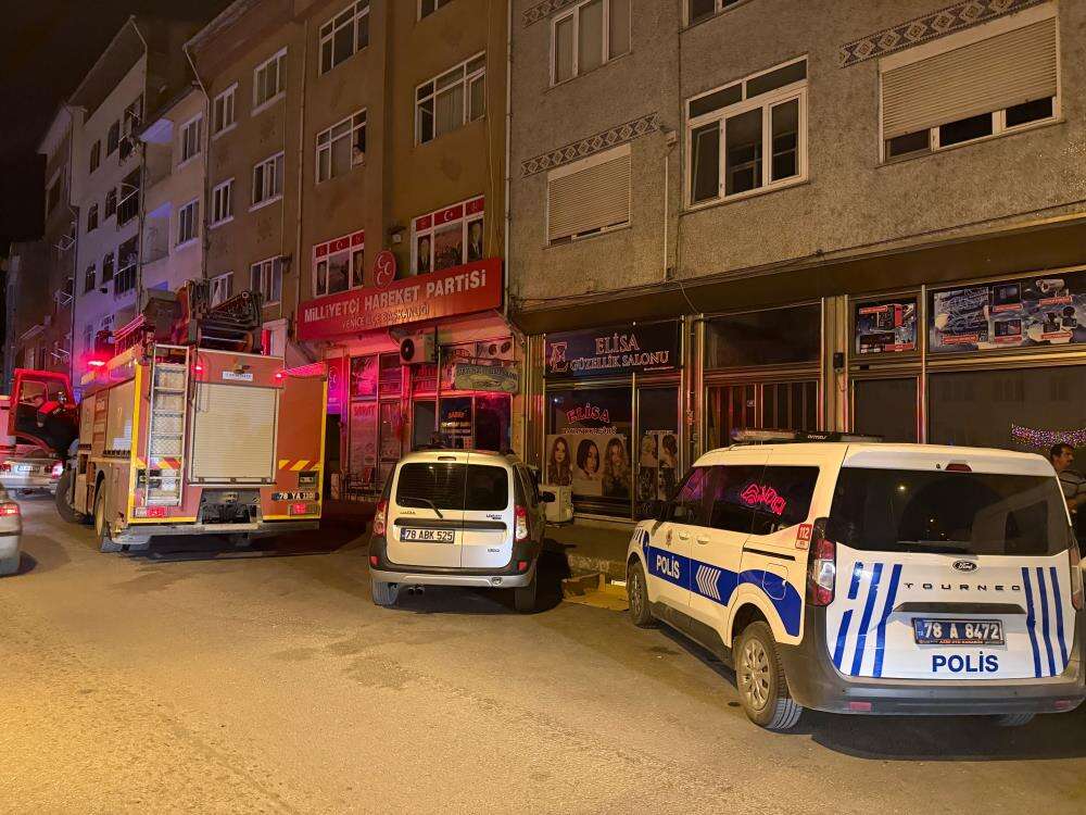 Çocuklar yardım istedi, polis eve girince dehşet ortaya çıktı 2