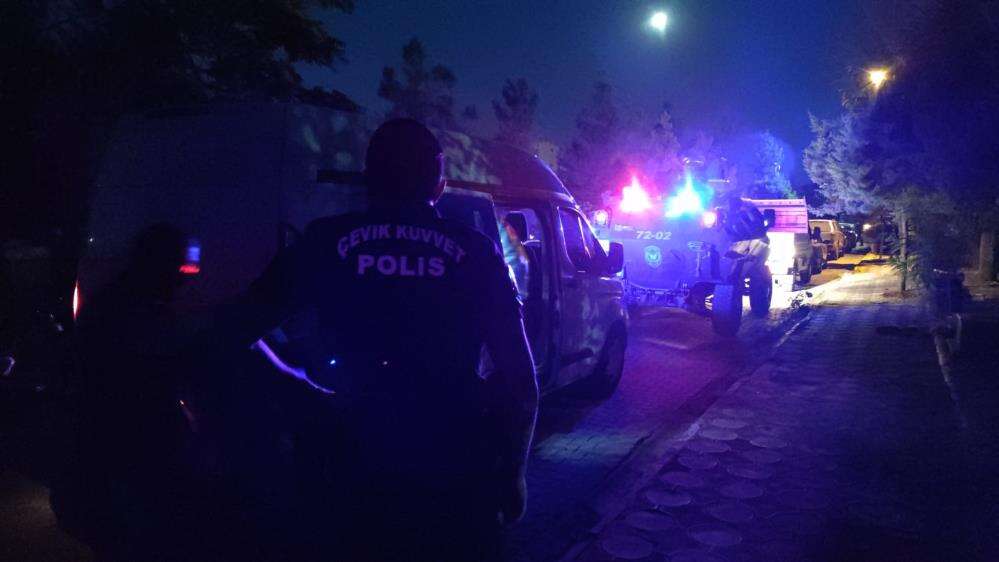 Mezarlık ziyaretinde kanlı pusu! Baba, oğlu ve yeğeni öldürüldü 13