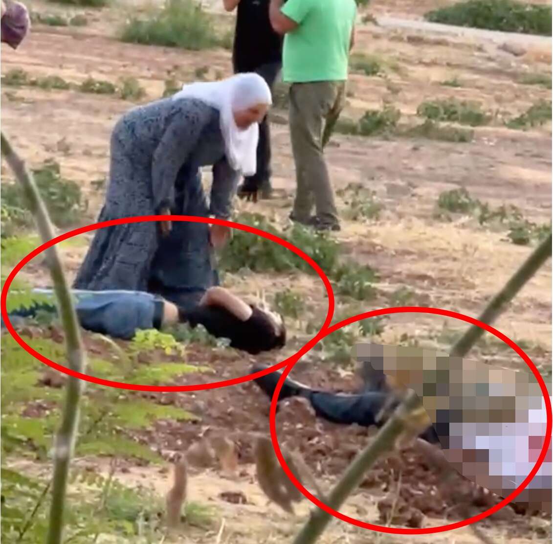 Mezarlık ziyaretinde kanlı pusu! Baba, oğlu ve yeğeni öldürüldü 2