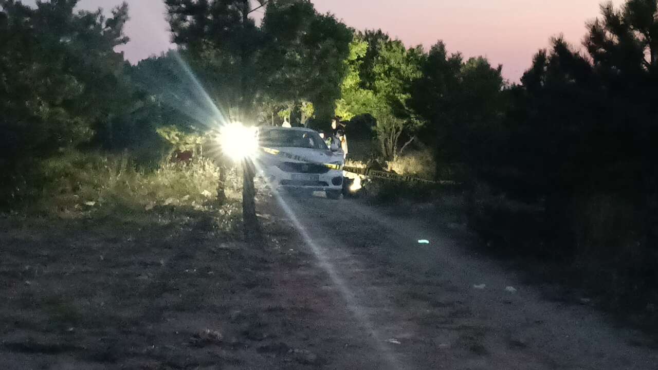 Husumetliler görüşmek için buluştu, biri getirdiği tüfeği ateşledi 8