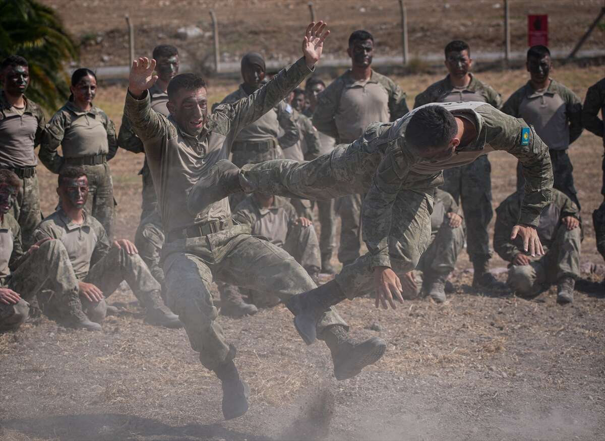 Türk ordusunun geleceği burada yetişiyor! Harbiyeliler sınırlarını zorluyor 12
