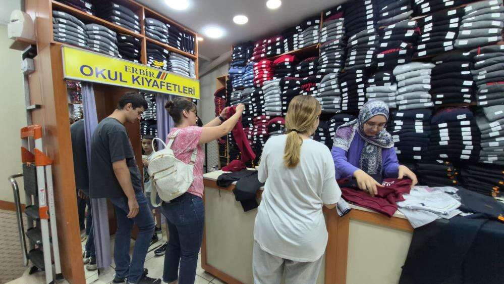 Okul kıyafetlerinde değişiklik! Zorunluluk geri getirildi, ek masraf çıkmayacak 6