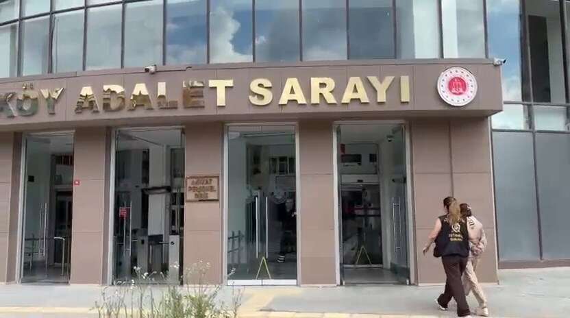 Güzellik merkezinde gizli kamera skandalı! Kaydedip, satmışlar 3