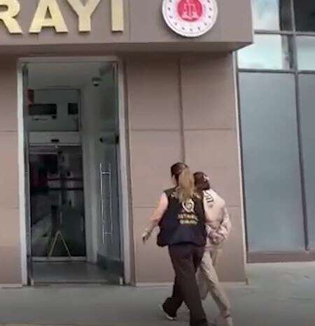 Güzellik merkezinde gizli kamera skandalı! Kaydedip, satmışlar 4