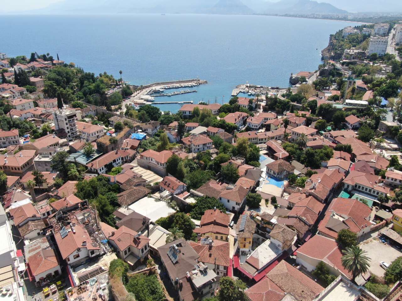 Bu ilçede gece gündüz farkı şaşırtıyor! Nüfusu 100 katına çıkıyor 12