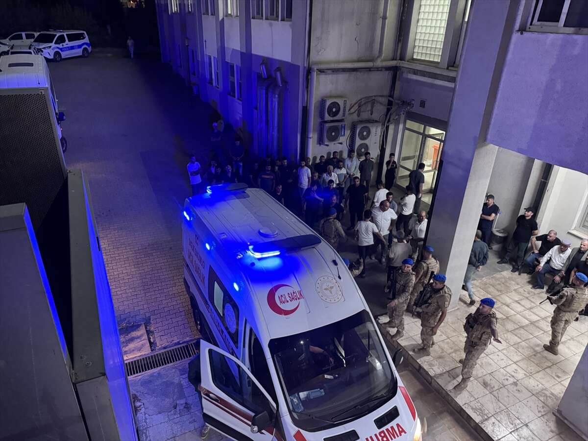 Otomobilin çarptığı iki kuzen hayatını kaybetti 4