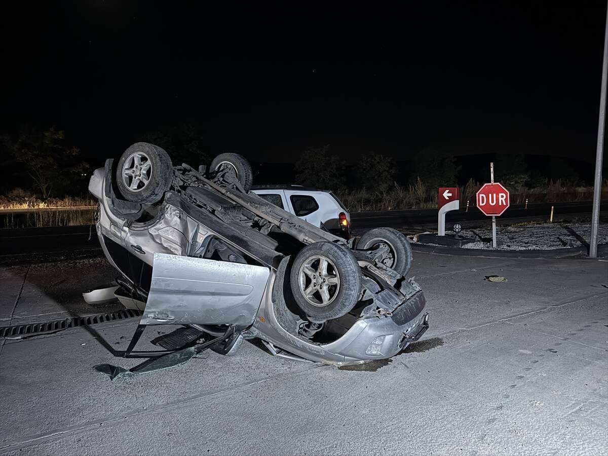Takla atan otomobil Konya plakalı araca çarptı! Kazanın sebebini alkolmetre söyledi 9