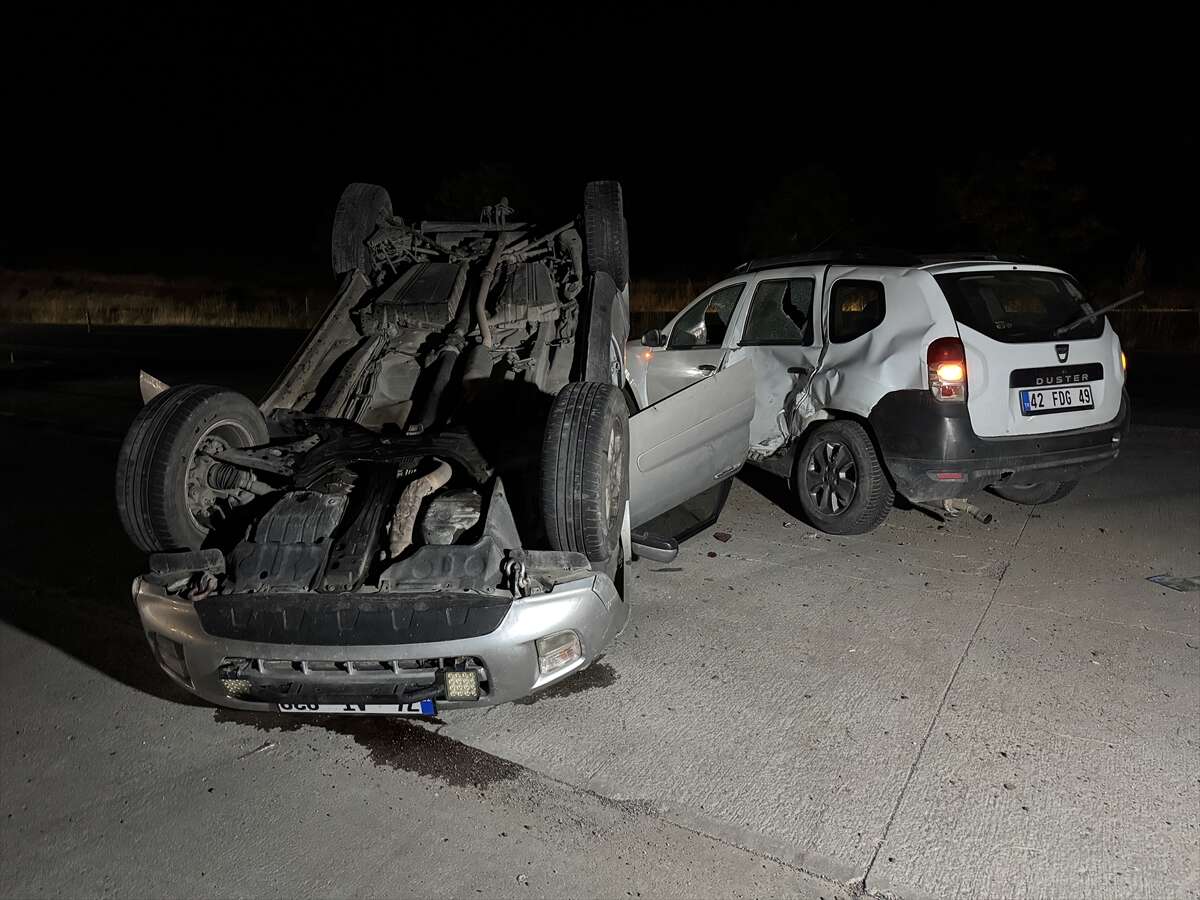 Takla atan otomobil Konya plakalı araca çarptı! Kazanın sebebini alkolmetre söyledi 10