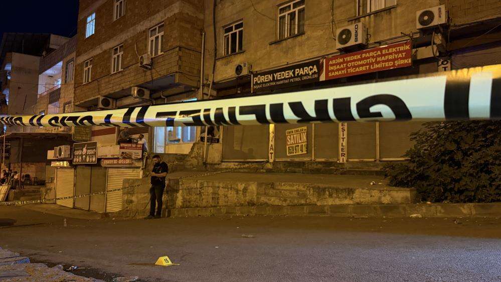 Alacak verecek tartışması silahlı kavgaya dönüştü! 3 ölü 2