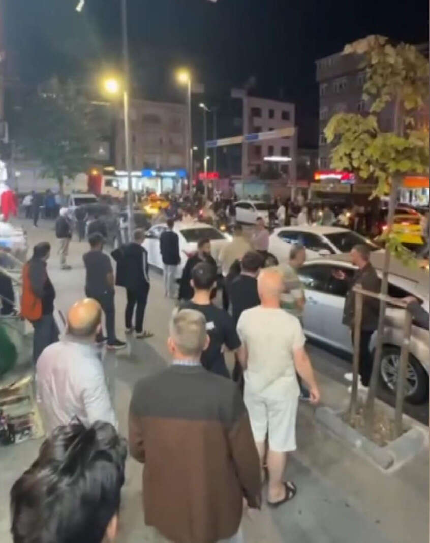 Bıçaklı şüpheli polisin üzerine yürüdü! Vurularak durduruldu 4