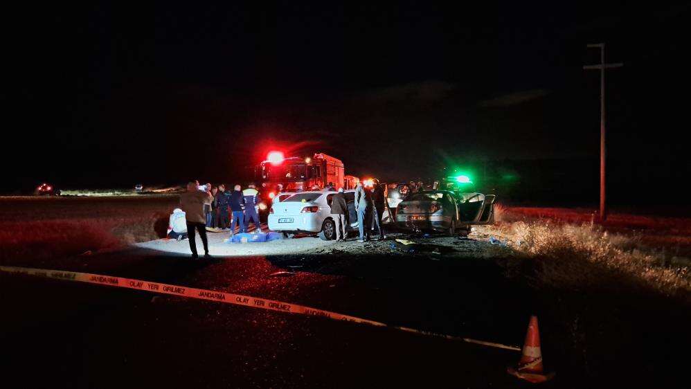 Konya plakalı otomobilin karıştığı kazada can pazarı! 2 ölü, 5 yaralı var 2