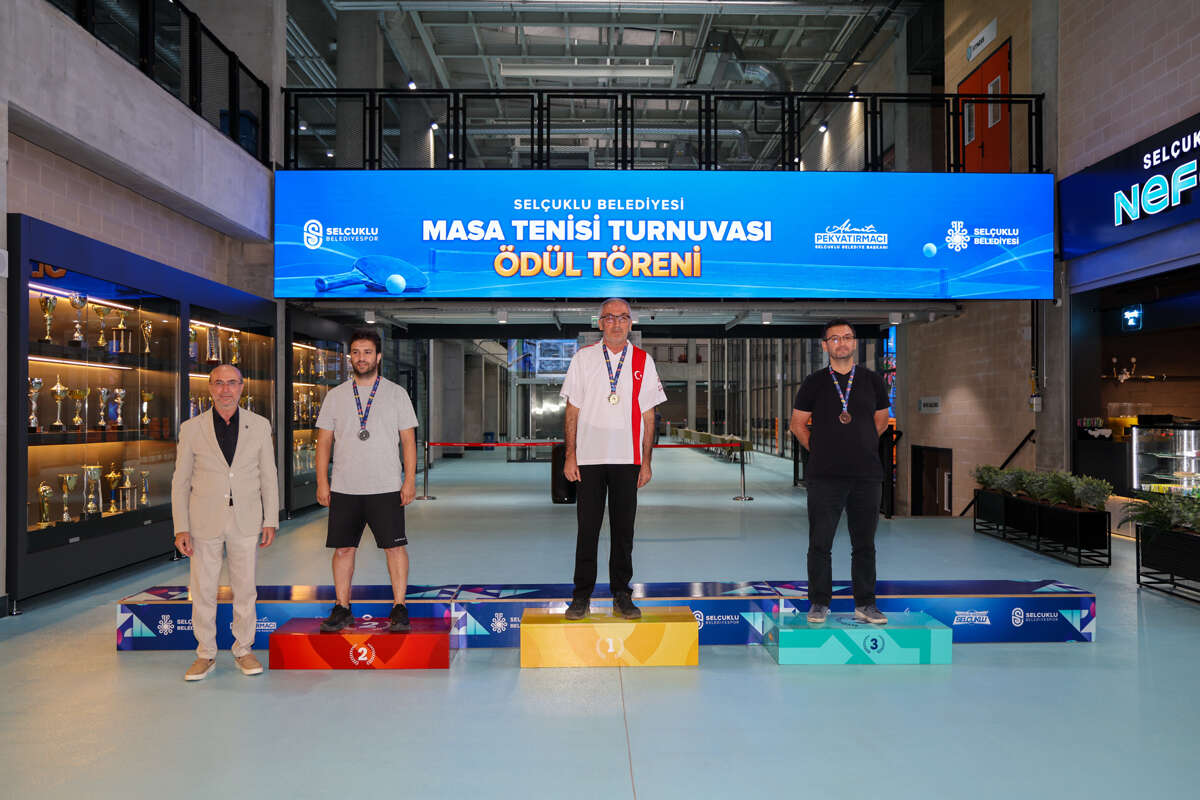 Konya’da raketler şampiyonluk için sallandı! Dereceye girenler belli oldu 21
