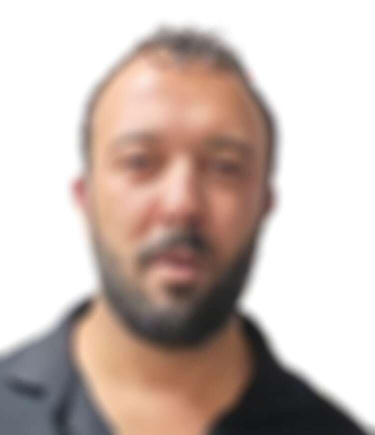 Eyüpsultan Camii’nde silah sesleri! 4 el ateş açıldı 6