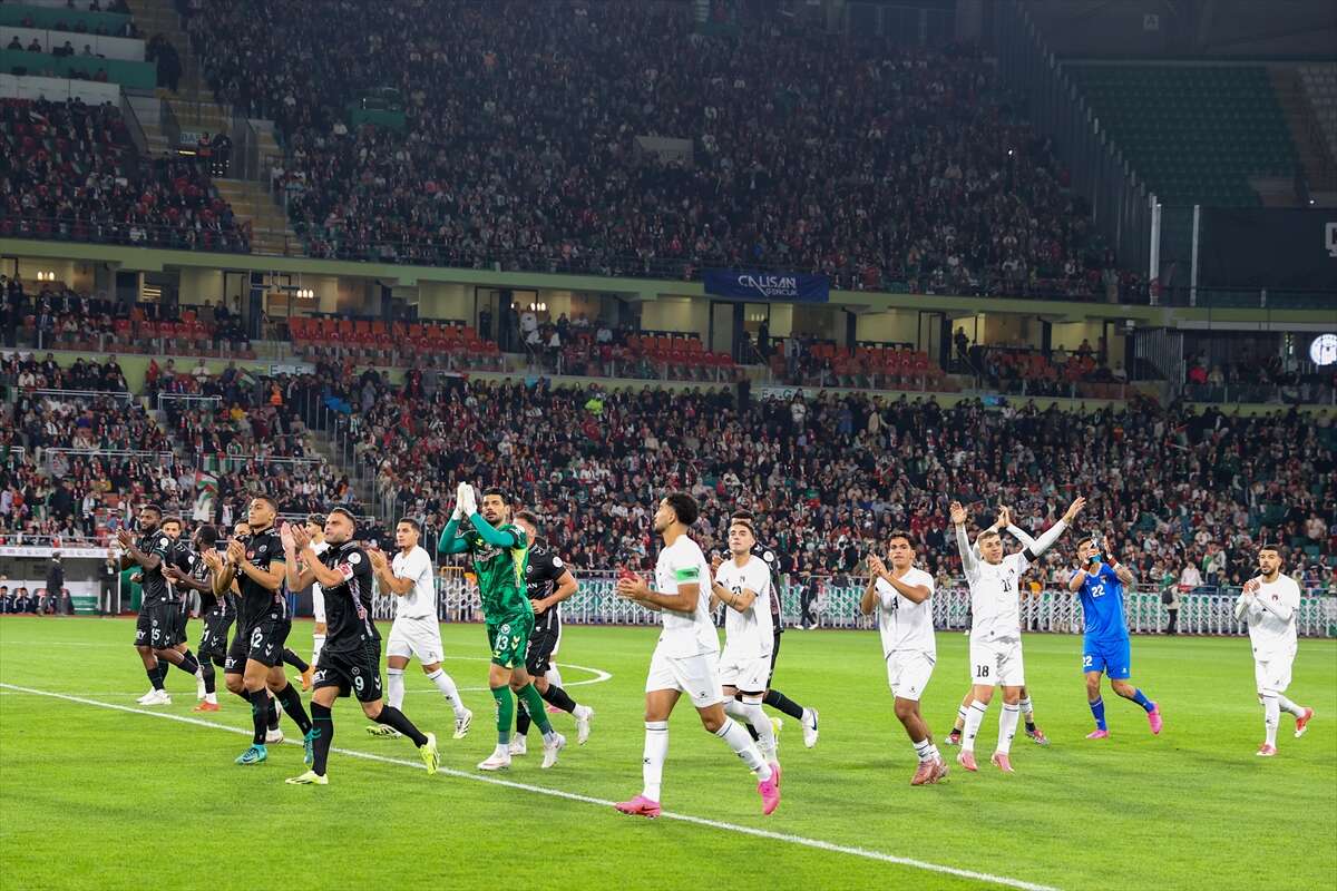 Konya’da tarihi gece! Kalpler Filistin için attı 55