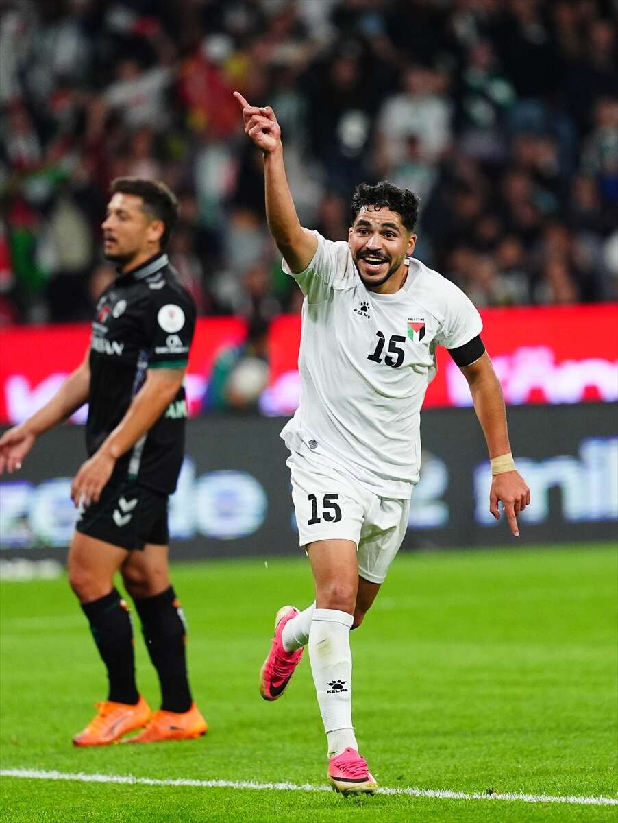 Konya’da tarihi gece! Kalpler Filistin için attı 97