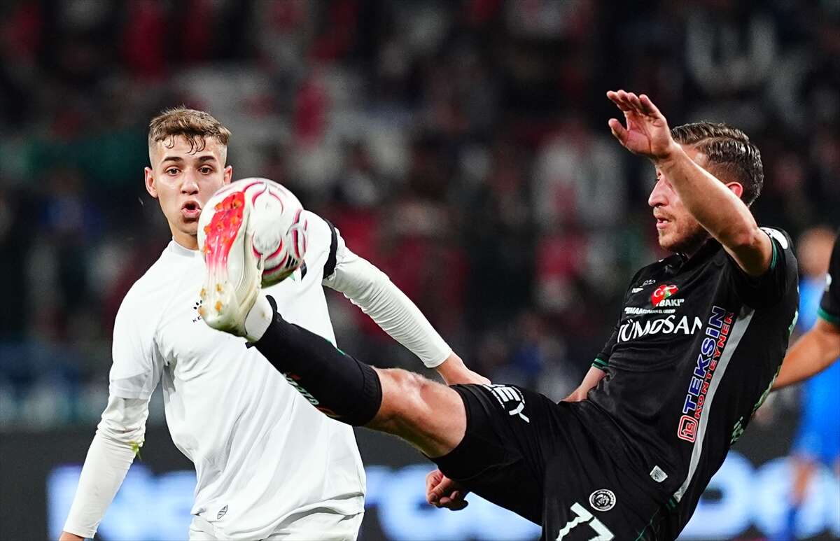 Konya’da tarihi gece! Kalpler Filistin için attı 89