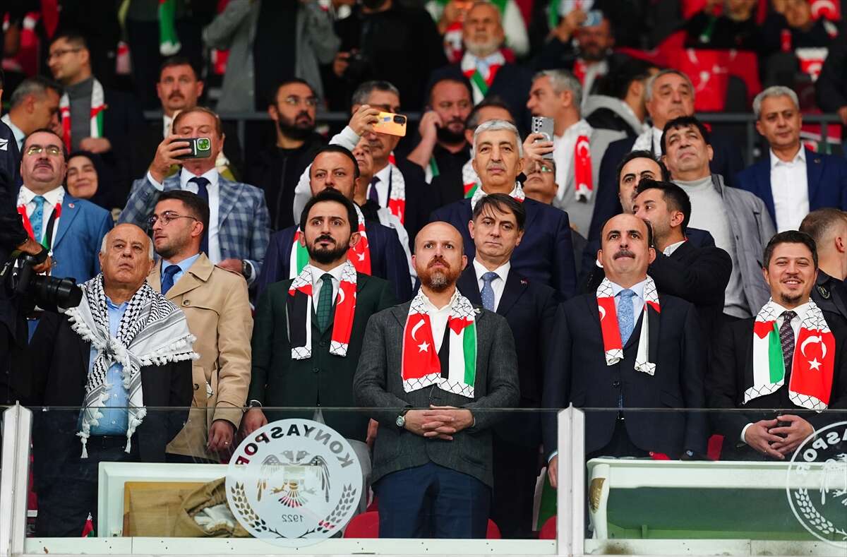 Konya’da tarihi gece! Kalpler Filistin için attı 127