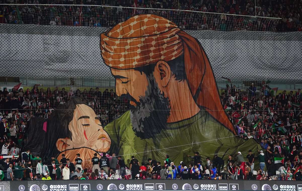 Konya’da tarihi gece! Kalpler Filistin için attı 114