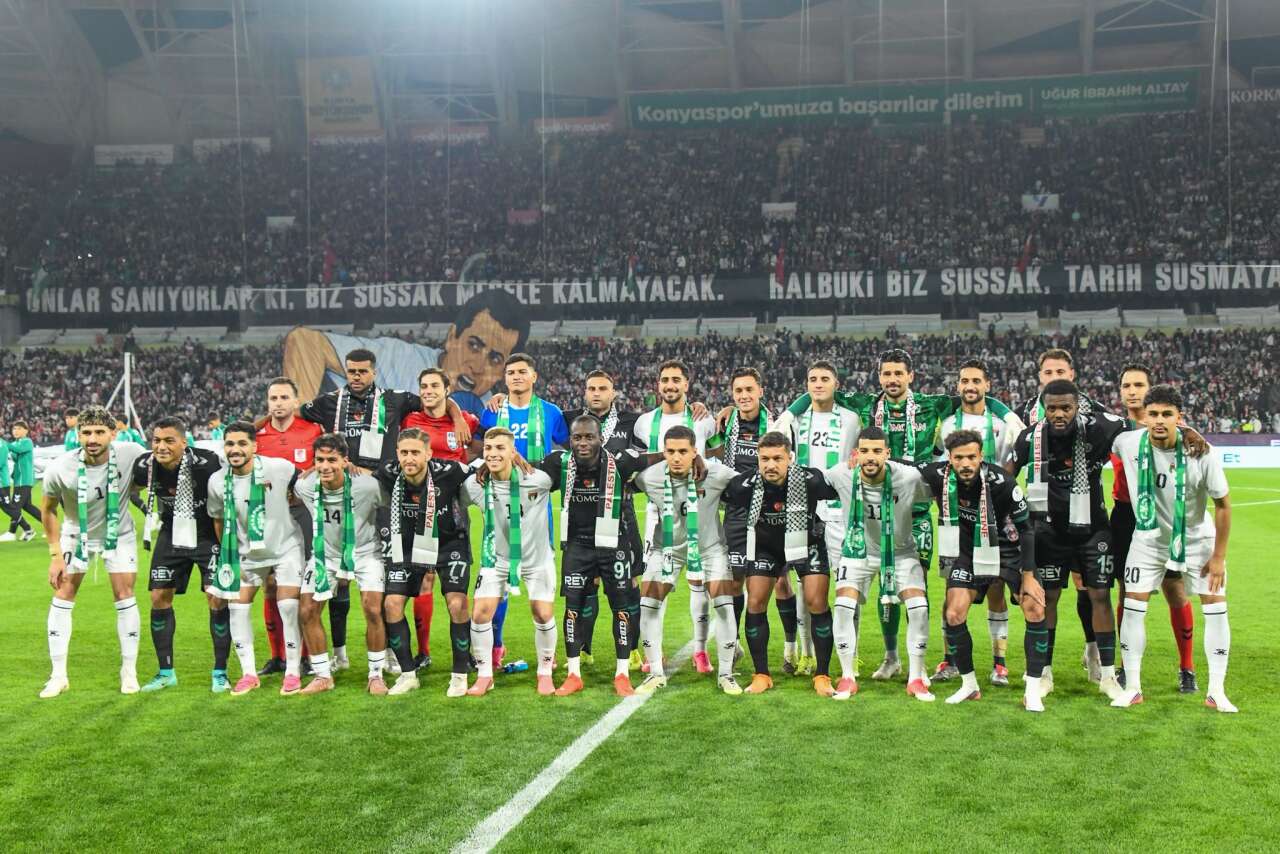 Konya’da tarihi gece! Kalpler Filistin için attı 34