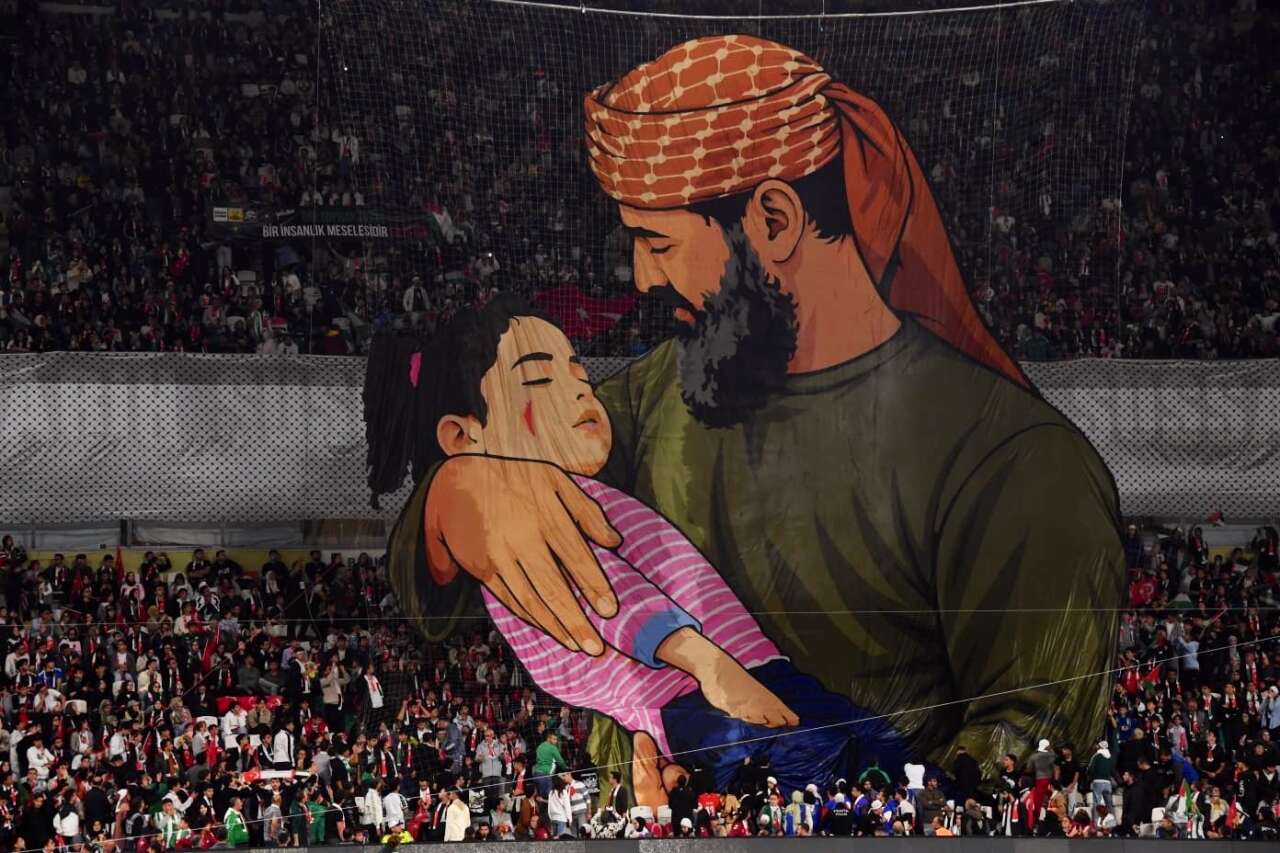 Konya’da tarihi gece! Kalpler Filistin için attı 15
