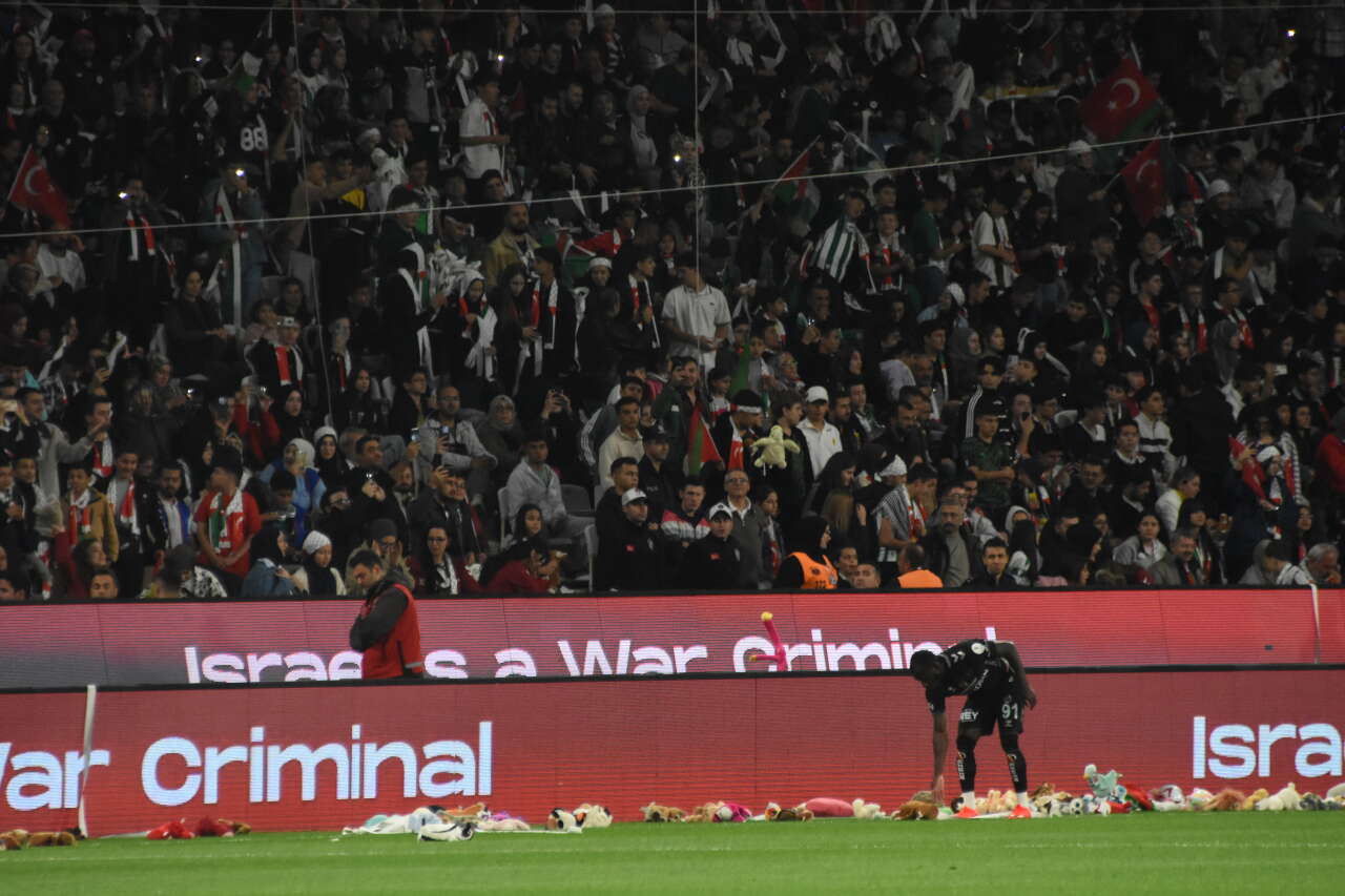 Konya’da tarihi gece! Kalpler Filistin için attı 61