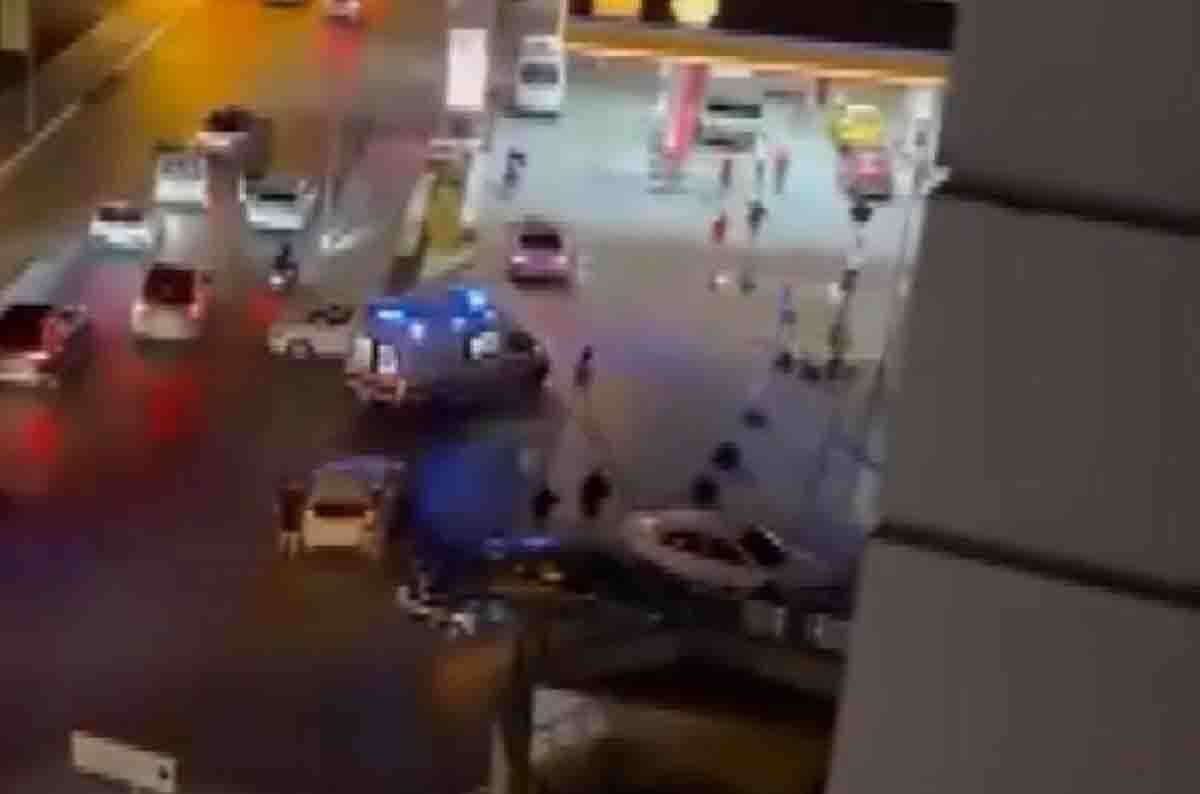 Korsan taksici eski polis denetim yapan polisi vurdu 6