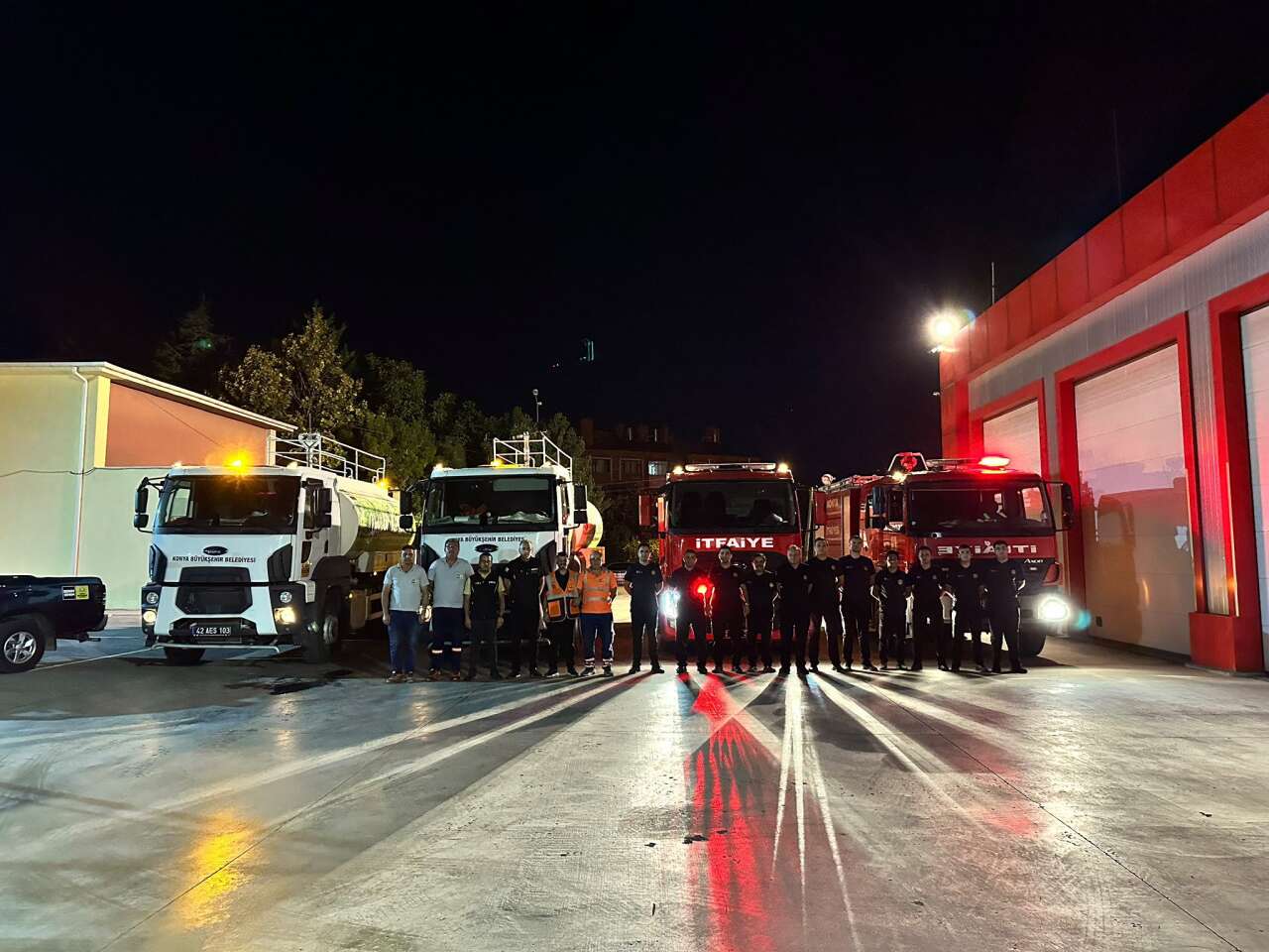 Antalya’daki orman yangını büyüdü! Konya’dan da destek ekibi yola çıktı 5